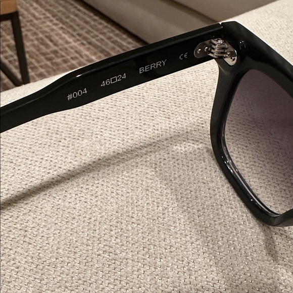 Chimi Eyewear 004 Sunglasses - Picture 4 of 6